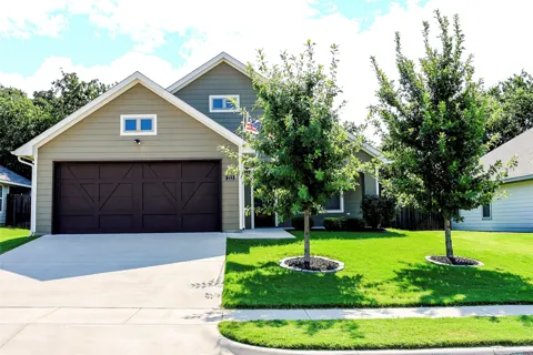 213 Clover Circle