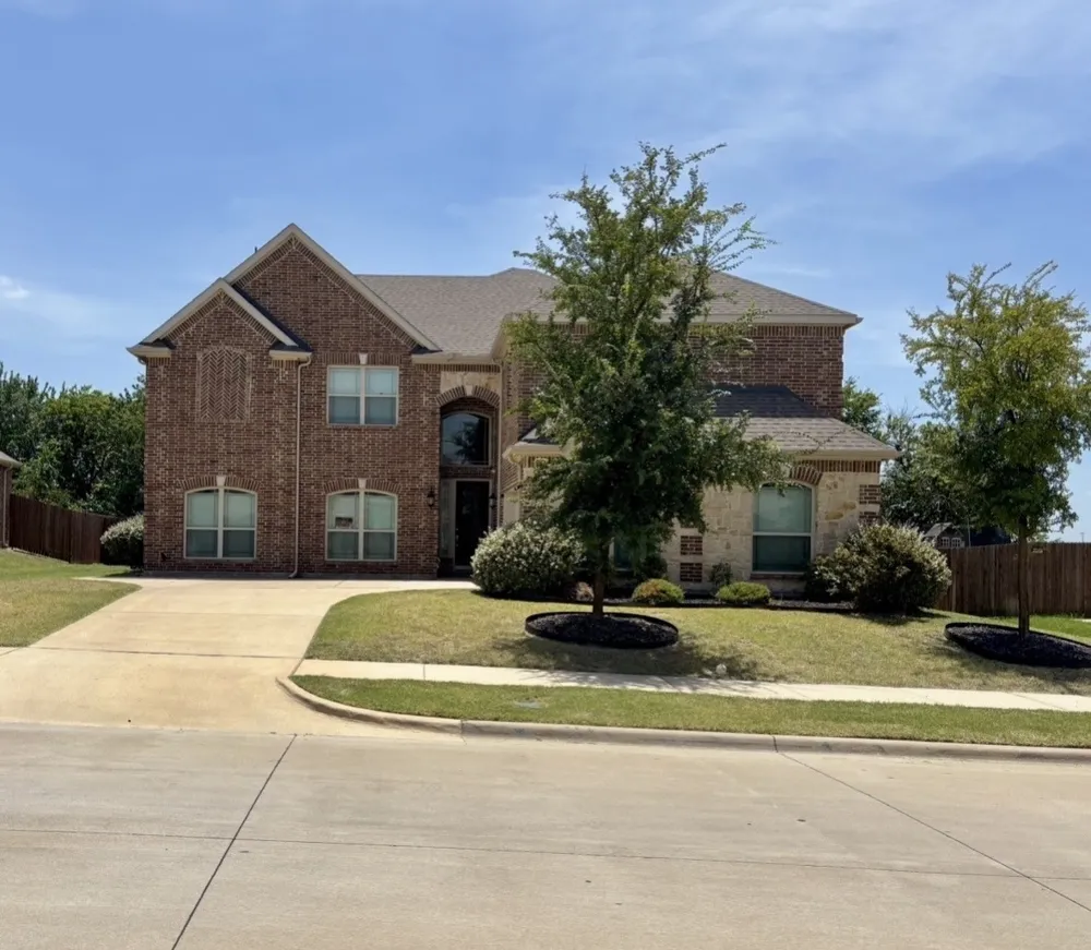 106 Laurel Oak Drive Red Oak, TX 75154