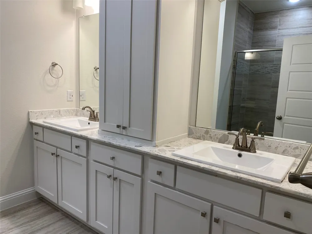 1919 Diyaa Court Farmers Branch, TX 75234