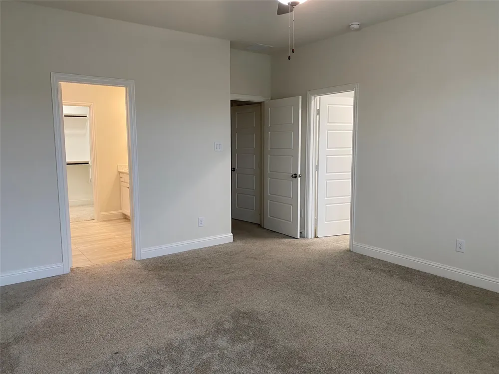 1919 Diyaa Court Farmers Branch, TX 75234