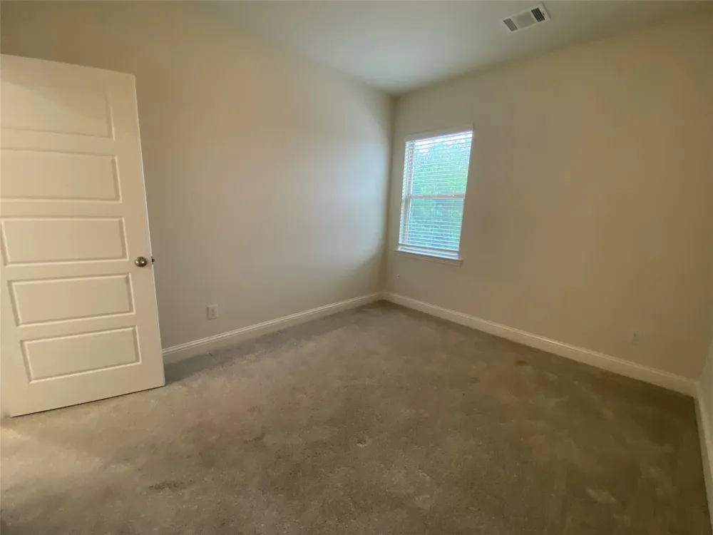 1919 Diyaa Court Farmers Branch, TX 75234