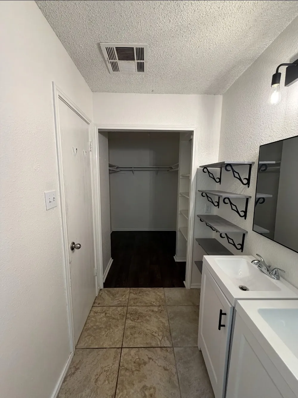 12021 Shady Springs Road Austin, TX 78758