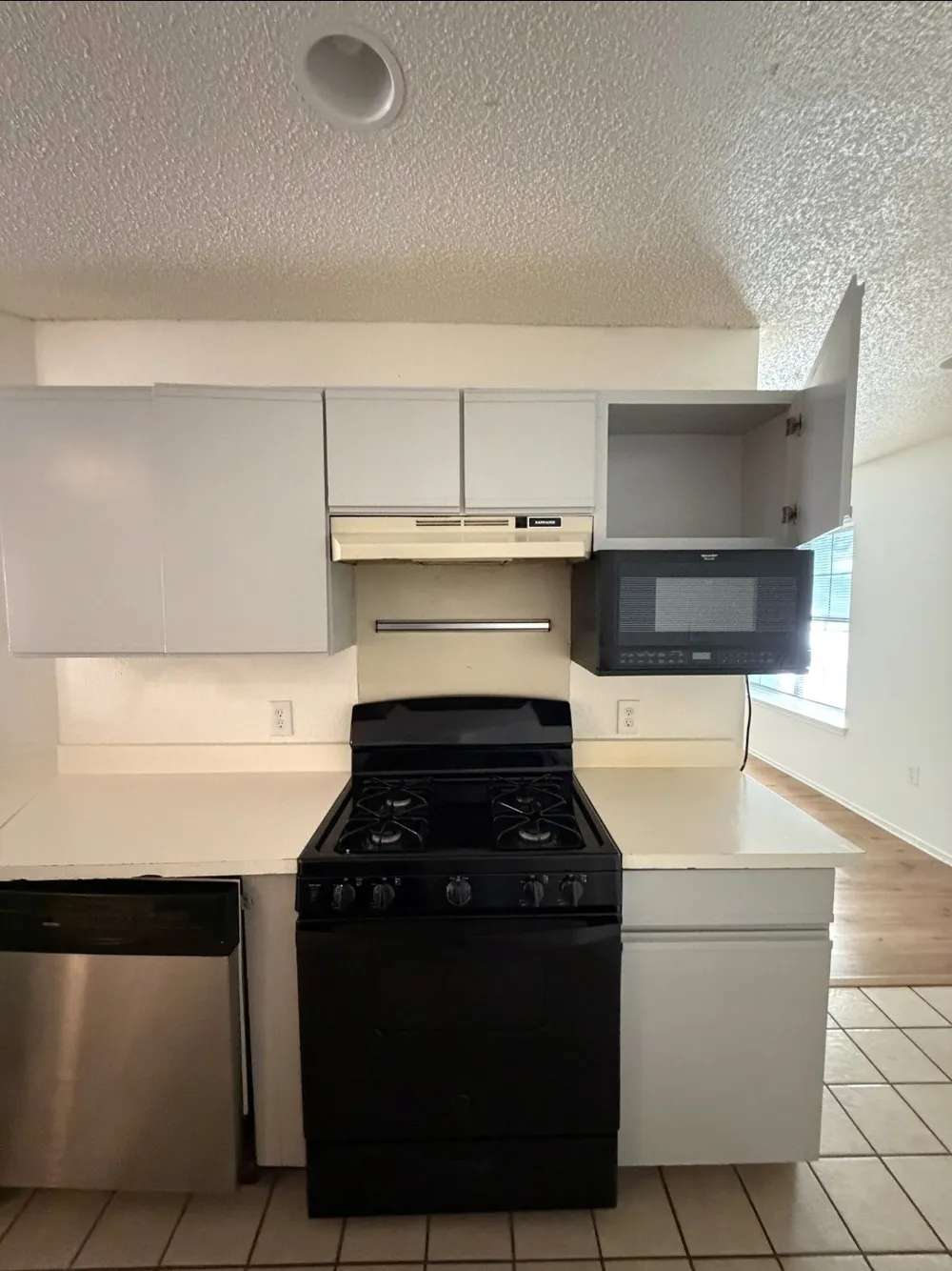 12021 Shady Springs Road Austin, TX 78758