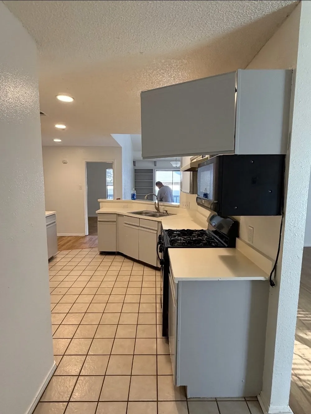 12021 Shady Springs Road Austin, TX 78758