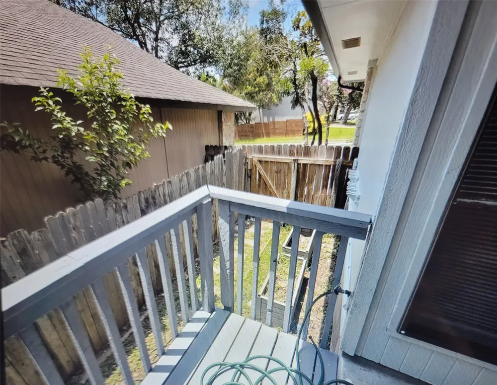 12021 Shady Springs Road Austin, TX 78758