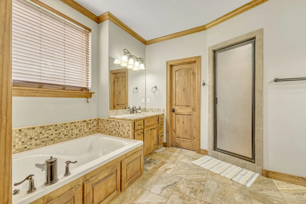 365 County Road 1534 Alba, TX 75410