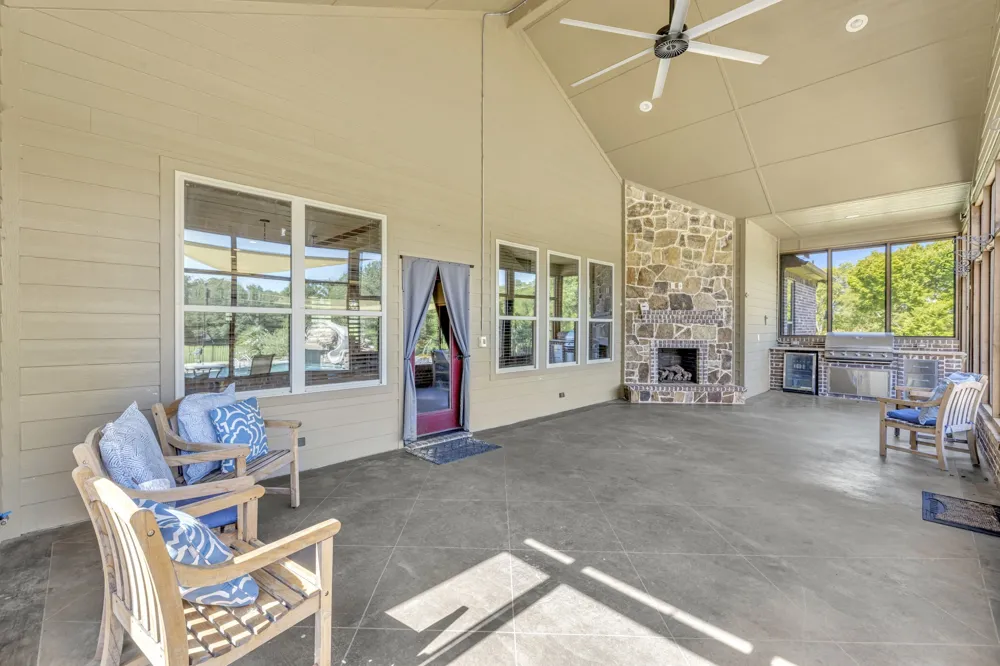 365 County Road 1534 Alba, TX 75410