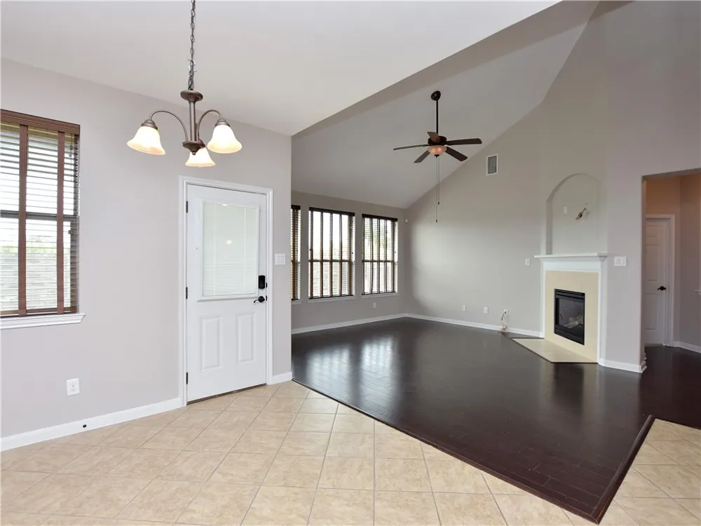 217 Archipelago Trail Austin, TX 78717