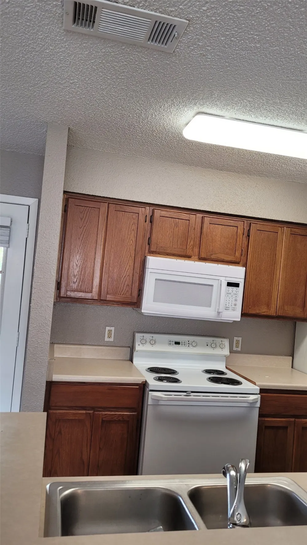 8804 Schick Road #C Austin, TX 78729
