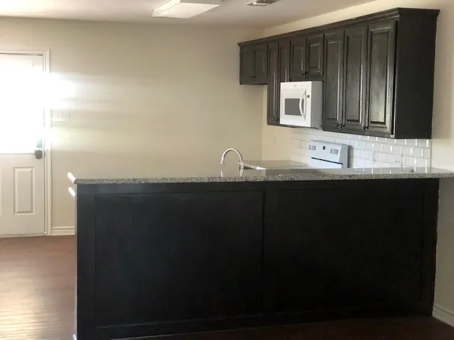 107 Church Street Whitesboro, TX 76273
