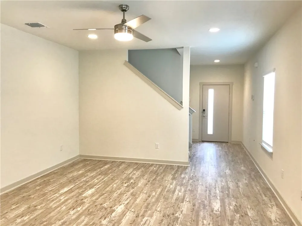 10408 Fulton Avenue Austin, TX 78754