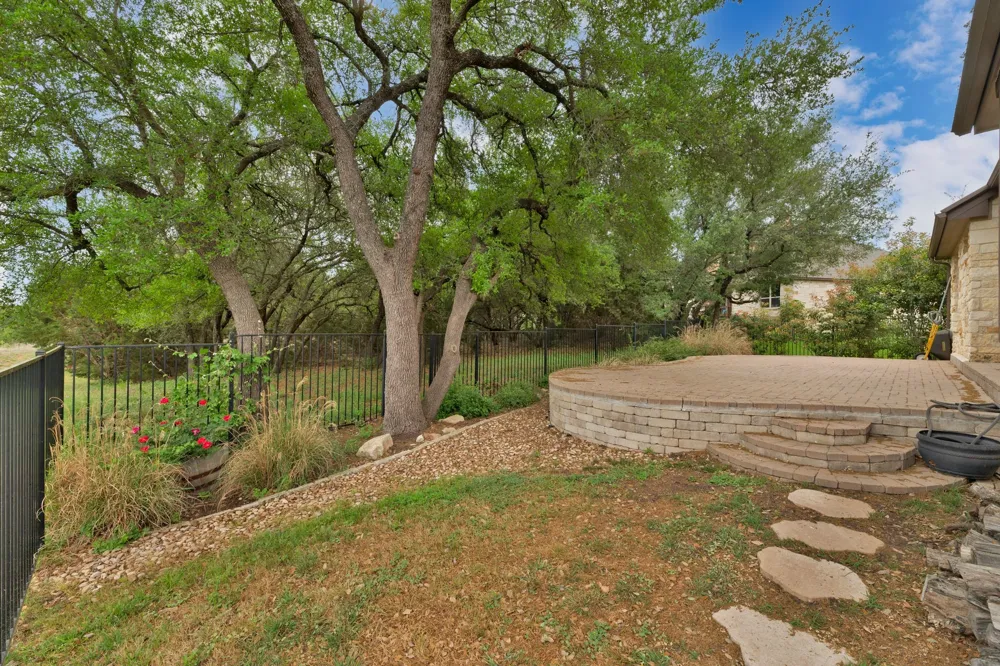4917 Pyrenees Pass Bee Cave, TX 78738