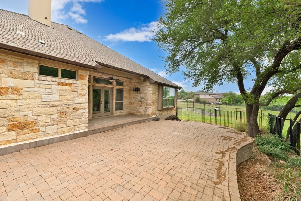 4917 Pyrenees Pass Bee Cave, TX 78738
