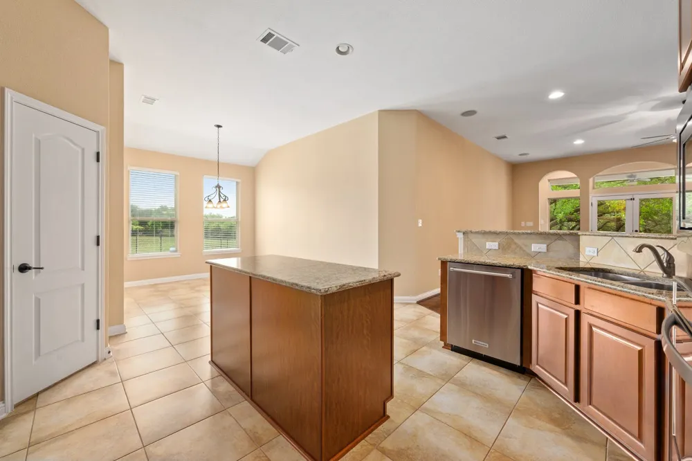 4917 Pyrenees Pass Bee Cave, TX 78738