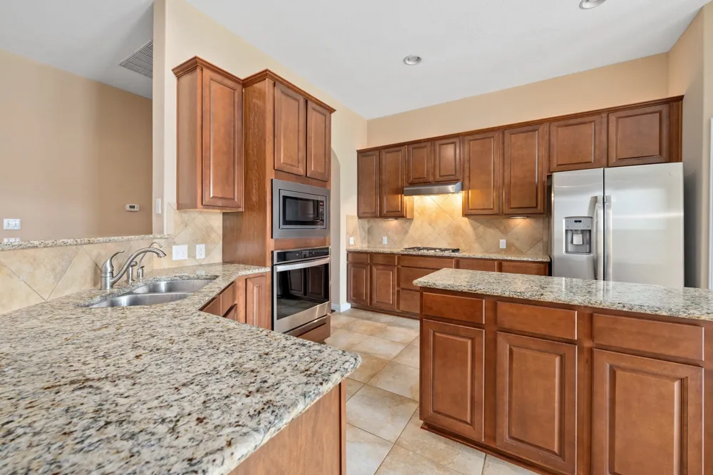 4917 Pyrenees Pass Bee Cave, TX 78738