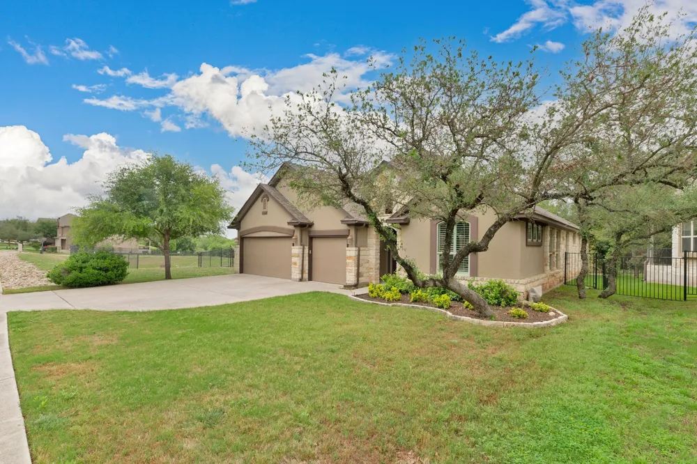 4917 Pyrenees Pass Bee Cave, TX 78738