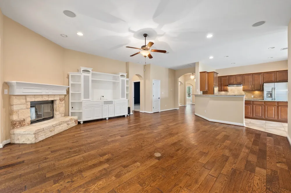 4917 Pyrenees Pass Bee Cave, TX 78738