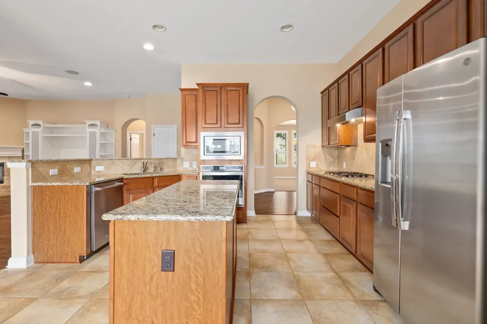 4917 Pyrenees Pass Bee Cave, TX 78738