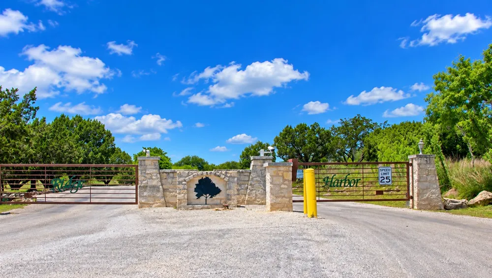 222 Wesley Ridge Drive Spicewood, TX 78669