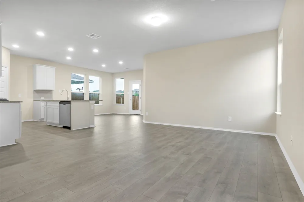135 Lyndon Drive San Marcos, TX 78666