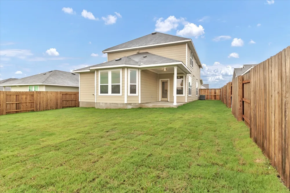 135 Lyndon Drive San Marcos, TX 78666