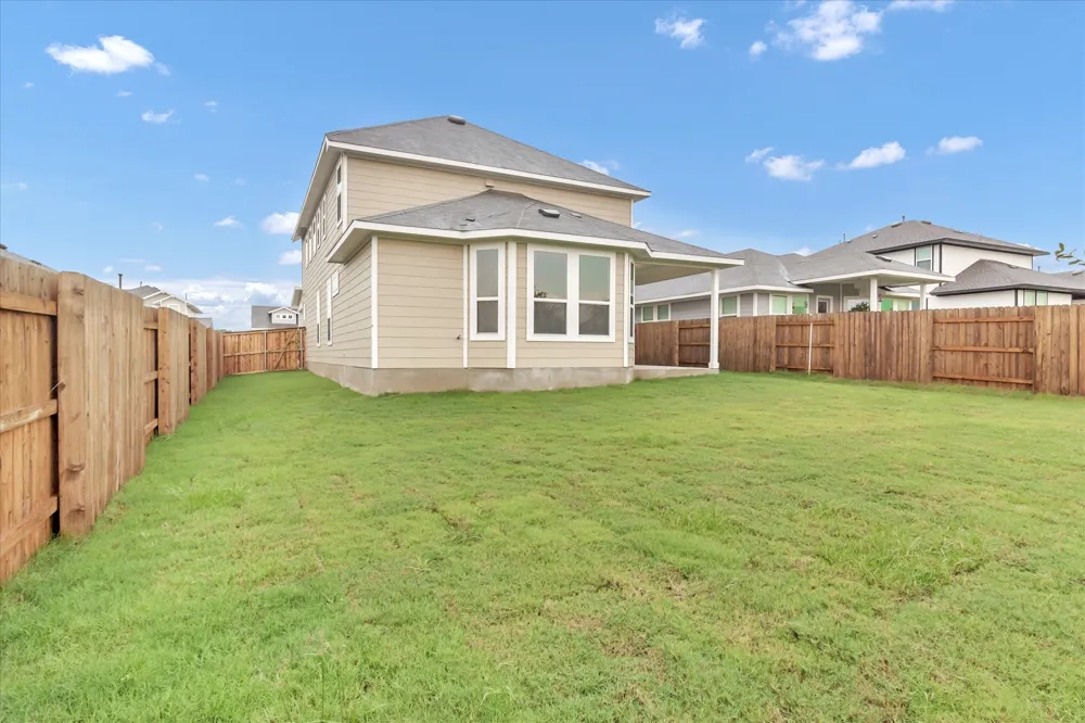 135 Lyndon Drive San Marcos, TX 78666