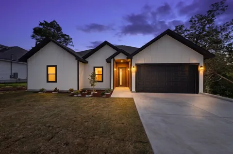 137 N Pohakea Drive