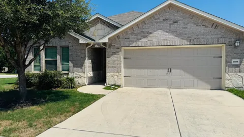 1605 Gerald Lane