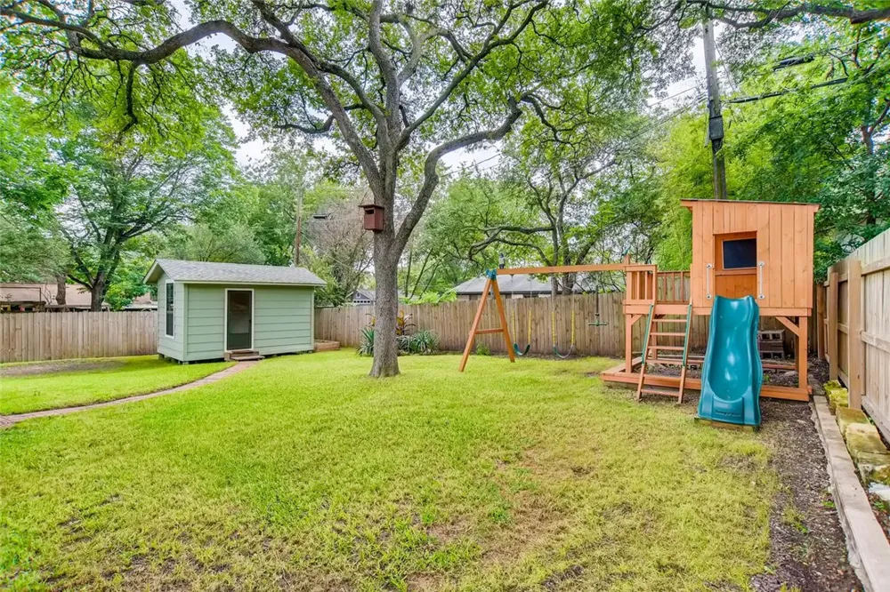 1703 Cannonwood Lane Austin, TX 78745