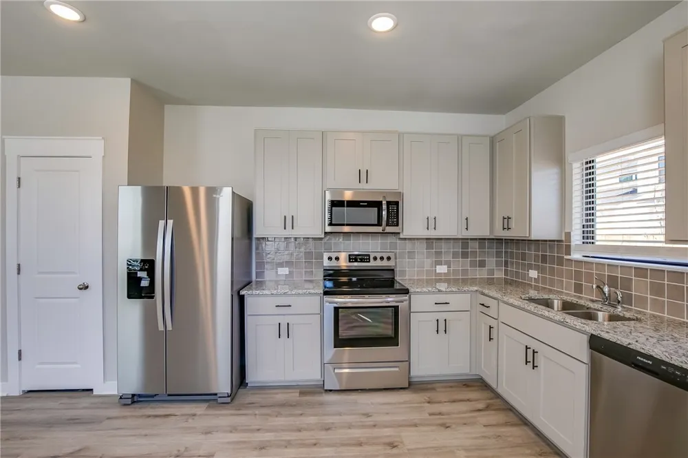 164 Threshing Road #C Buda, TX 78610
