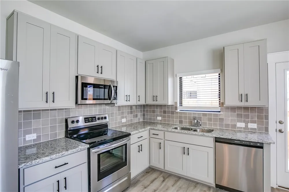 164 Threshing Road #C Buda, TX 78610