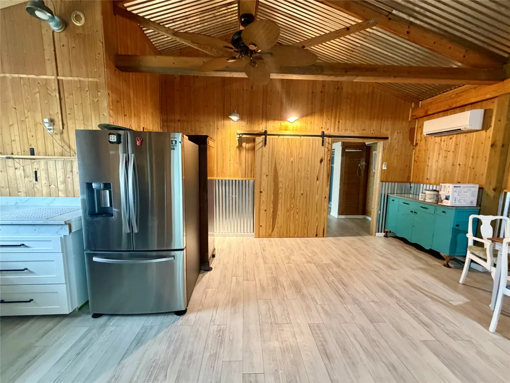 441 Molasses Road Dale, TX 78616