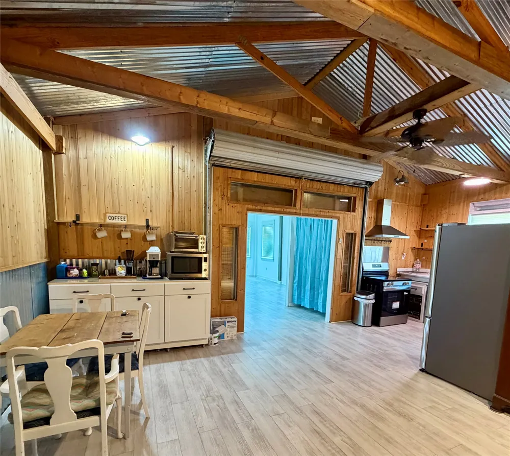 441 Molasses Road Dale, TX 78616