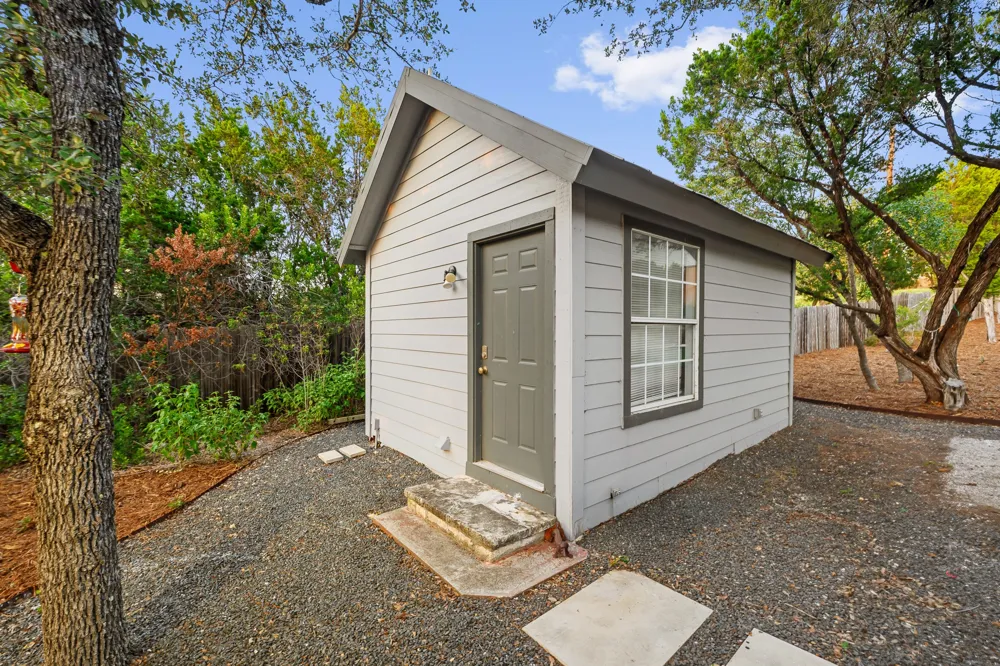 8012 Bernard Street Volente, TX 78641