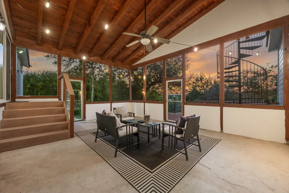 8012 Bernard Street Volente, TX 78641