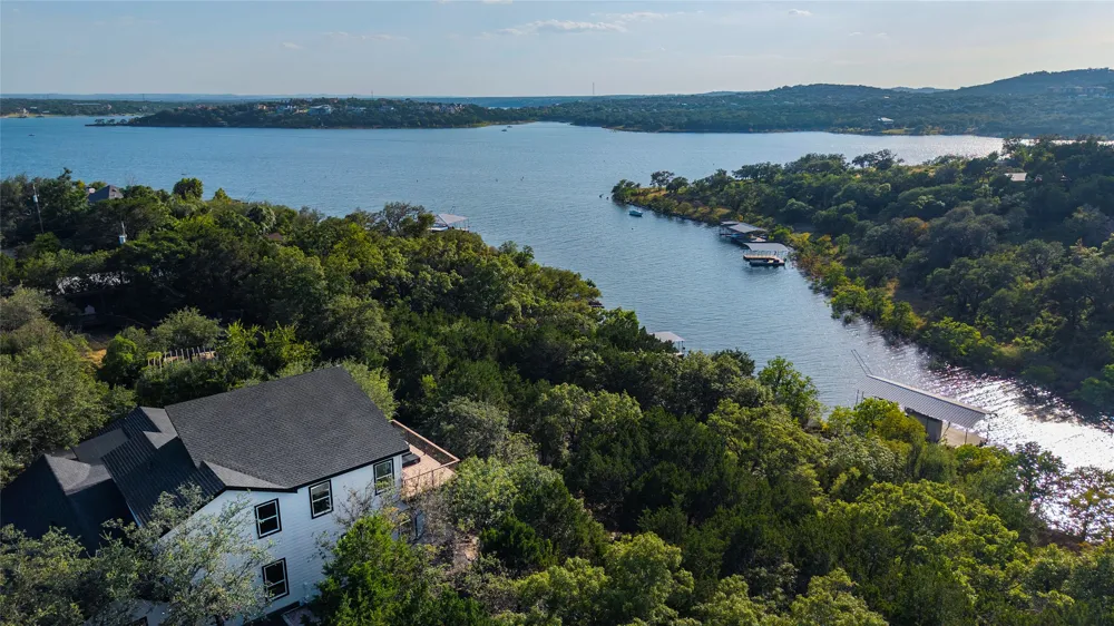 8012 Bernard Street Volente, TX 78641