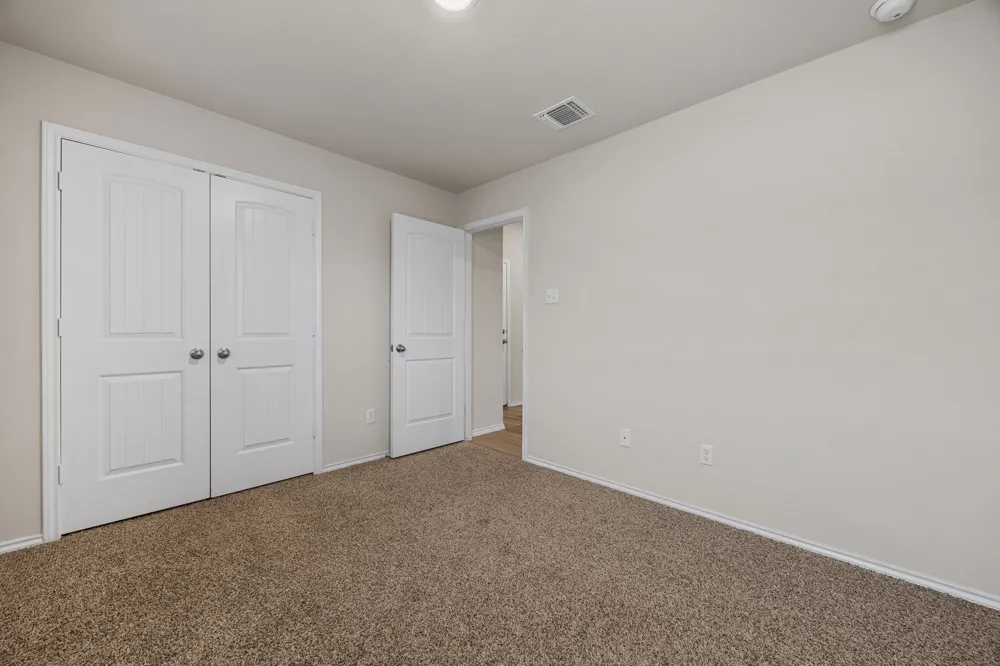 144 Onna Street Taylor, TX 76574