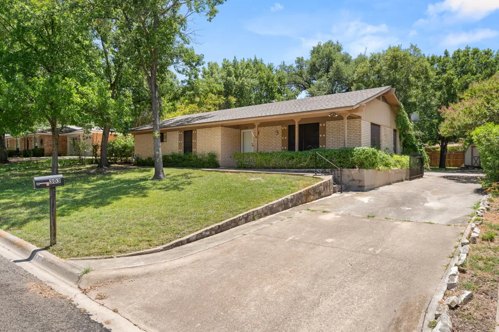 303 E 20th Avenue Belton, TX 76513