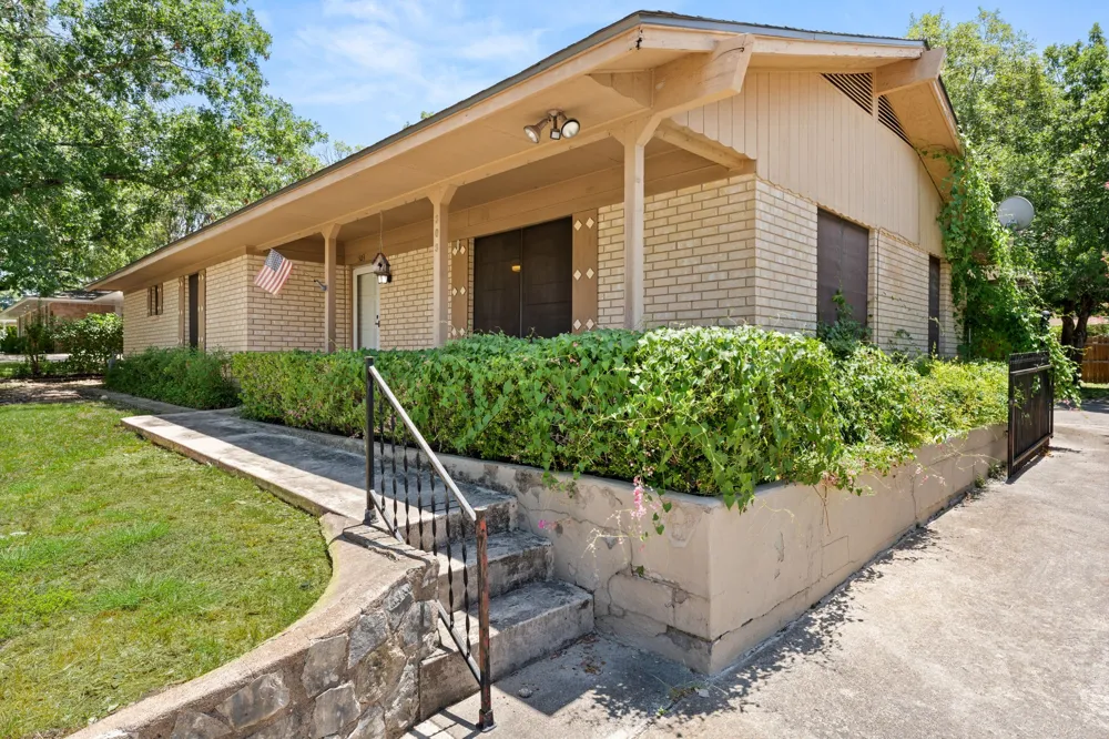 303 E 20th Avenue Belton, TX 76513