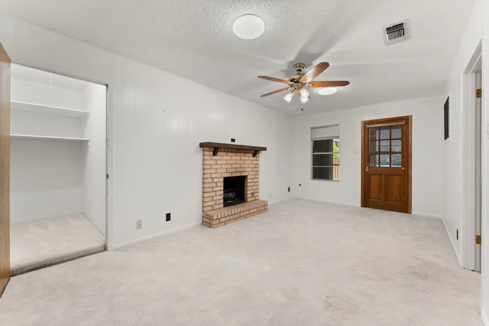 303 E 20th Avenue Belton, TX 76513