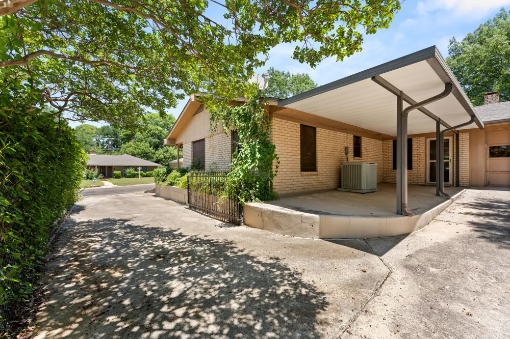 303 E 20th Avenue Belton, TX 76513