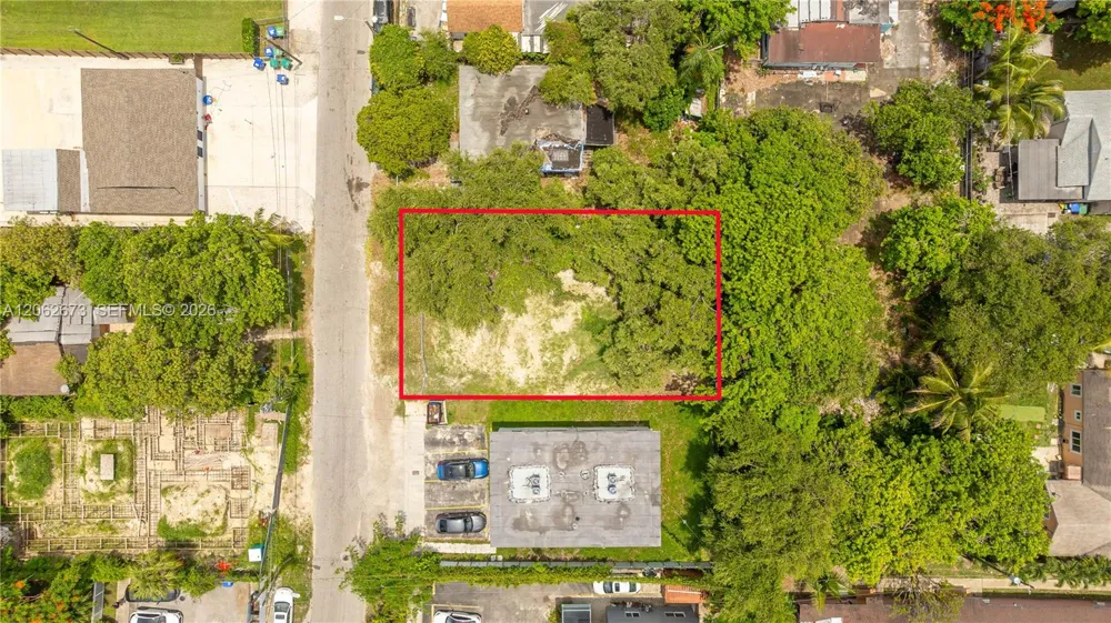 28 NW 76th St Miami, FL 33150