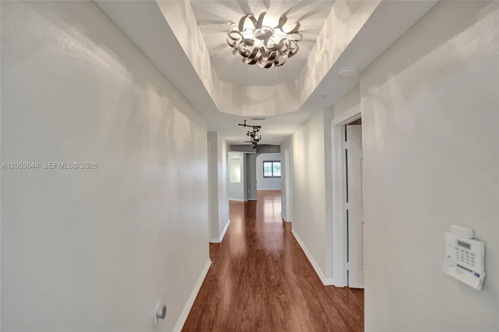7611 Southampton Ter #409 Tamarac, FL 33321