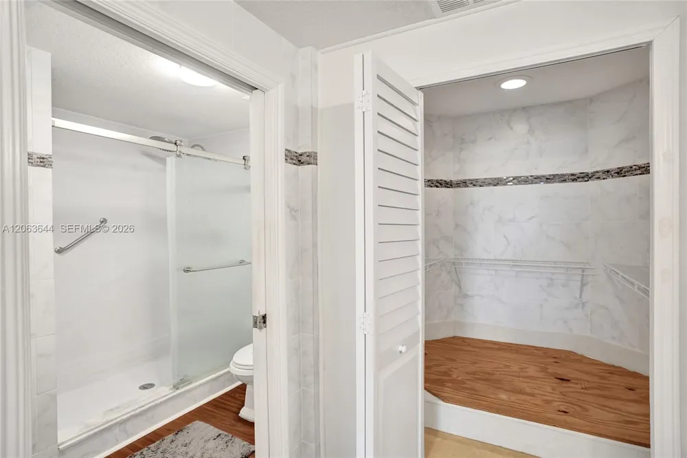 7611 Southampton Ter #409 Tamarac, FL 33321