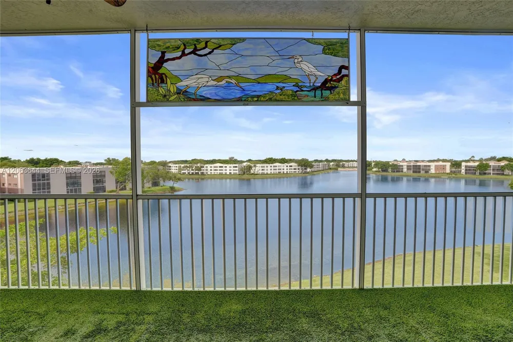 7611 Southampton Ter #409 Tamarac, FL 33321
