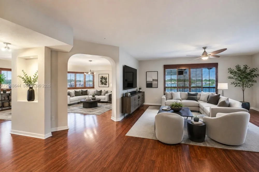 7611 Southampton Ter #409 Tamarac, FL 33321