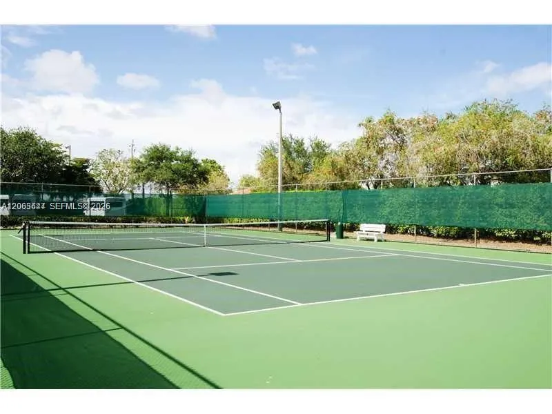 7611 Southampton Ter #409 Tamarac, FL 33321