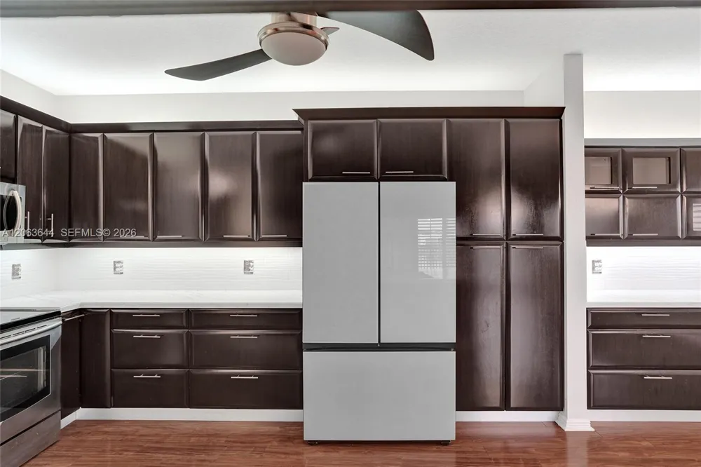 7611 Southampton Ter #409 Tamarac, FL 33321