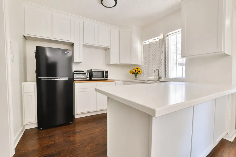 1011 S Brownleaf Street San Antonio, TX 78227