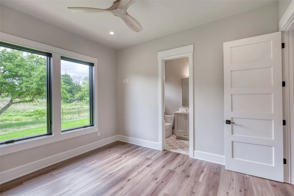 106 Edwards Circle Horseshoe Bay, TX 78657